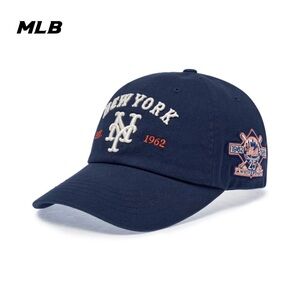 MLB Navy New York Cap with Embroidered Logo